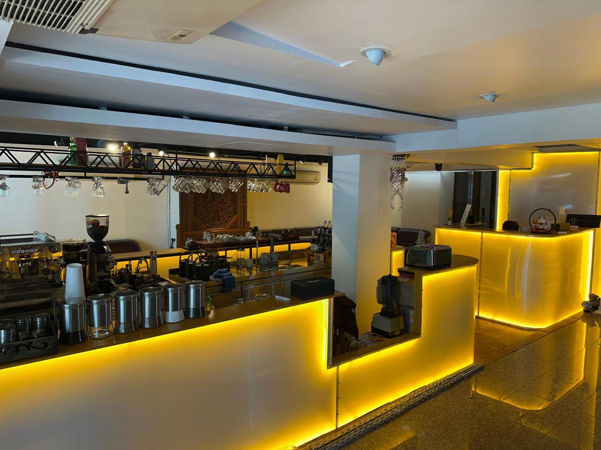 曼谷 龙珠旅馆酒店 外观 照片